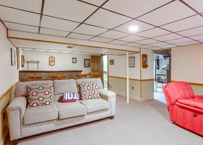 6 Mi To Dtwn & Steelers Game! Bring Your Pets Holiday home